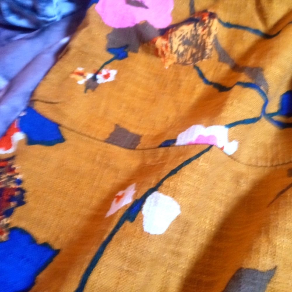 A brown flower dress